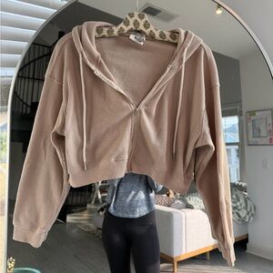 Princess Polly Cropped Waffle Knit Zip Up Sweatshirt | Size US4